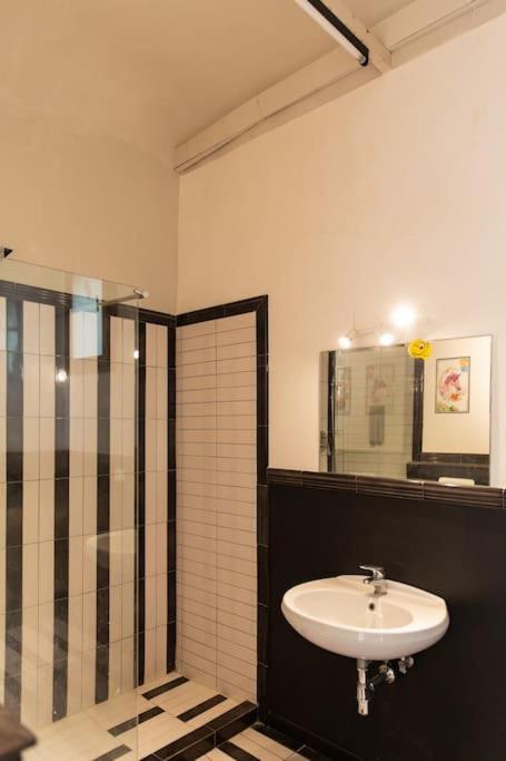 Nice Apartment Near The Basilica Of San Lorenzo Флоренция Экстерьер фото